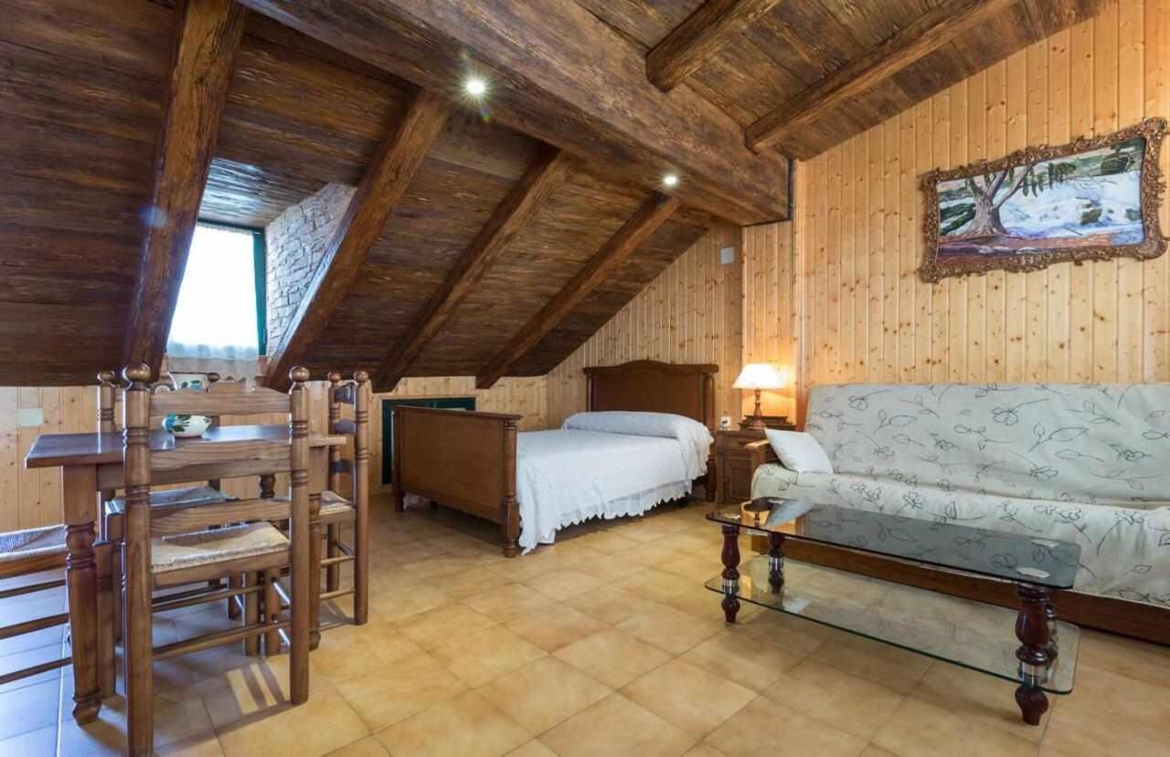 Argamasilla de Alba Casa Rural La Del Alba Seria מראה חיצוני תמונה