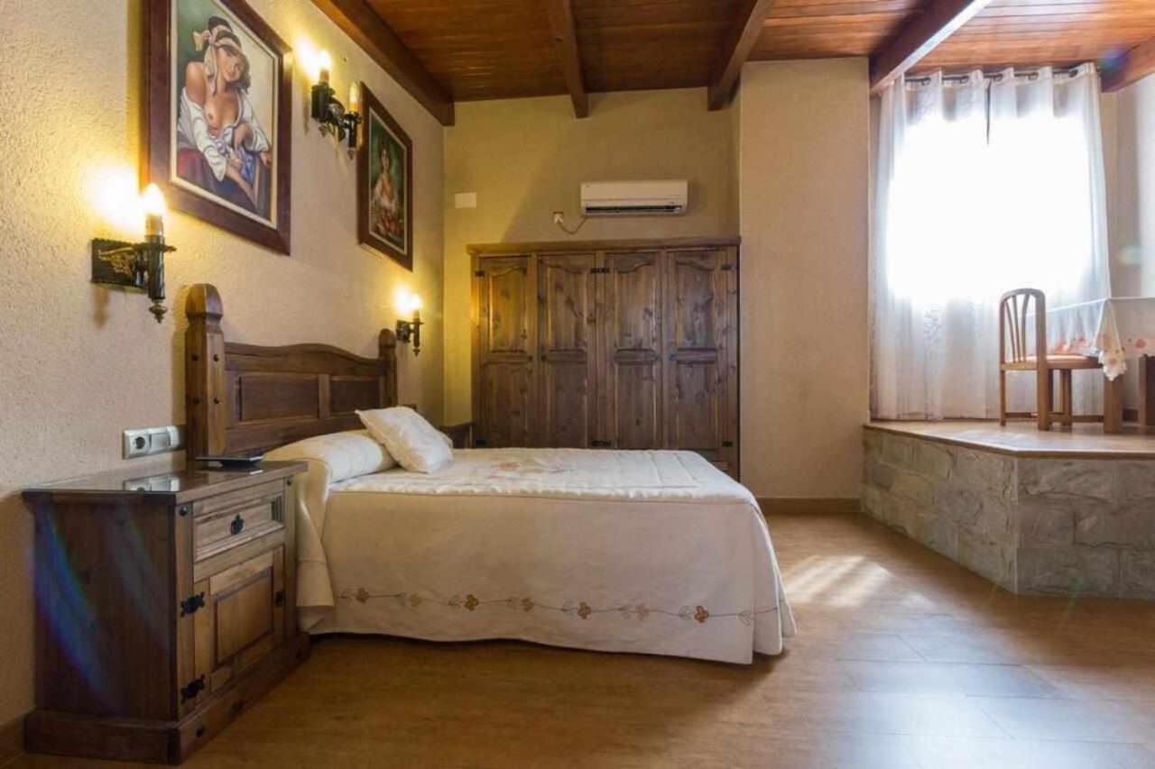 Argamasilla de Alba Casa Rural La Del Alba Seria מראה חיצוני תמונה